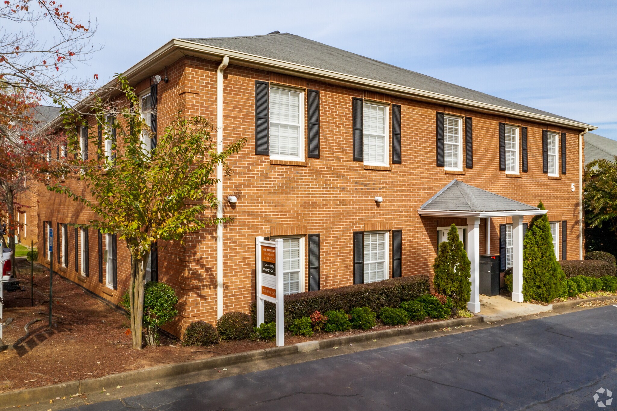 2440 Sandy Plains Rd, Marietta, GA à louer Photo principale– Image 1 sur 34