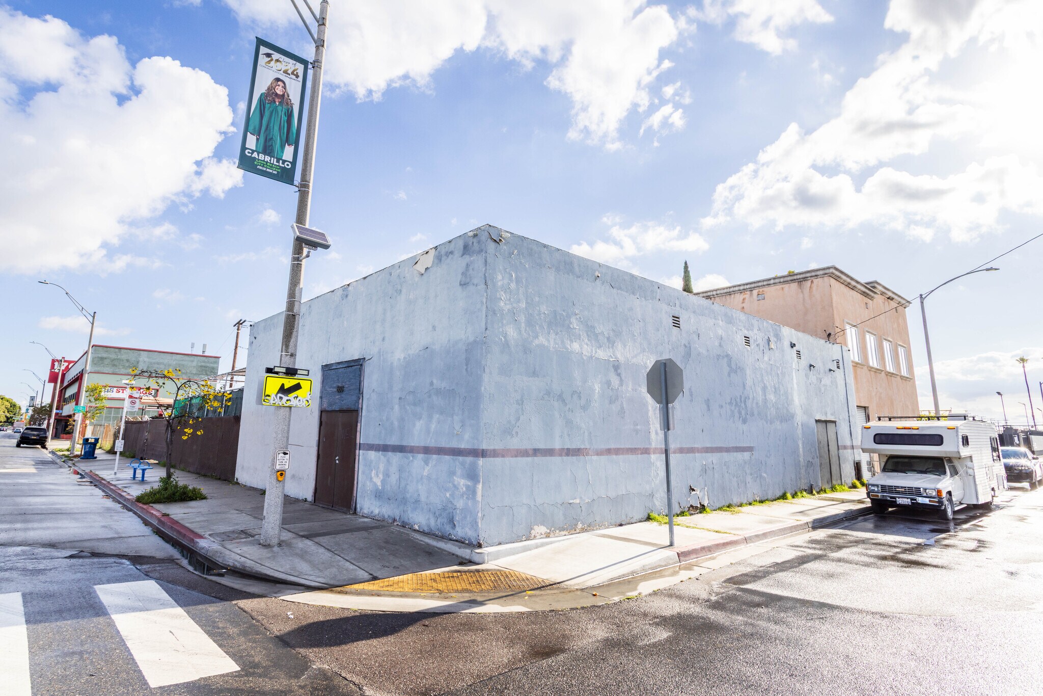 1650 Santa Fe Ave, Long Beach, CA à vendre Photo de l’immeuble– Image 1 sur 13