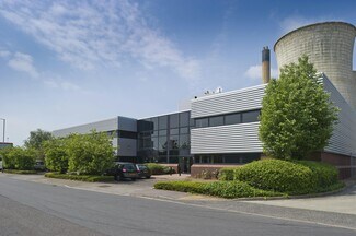 Plus de détails pour 683-685 Stirling Rd, Slough - Industriel/Logistique à louer