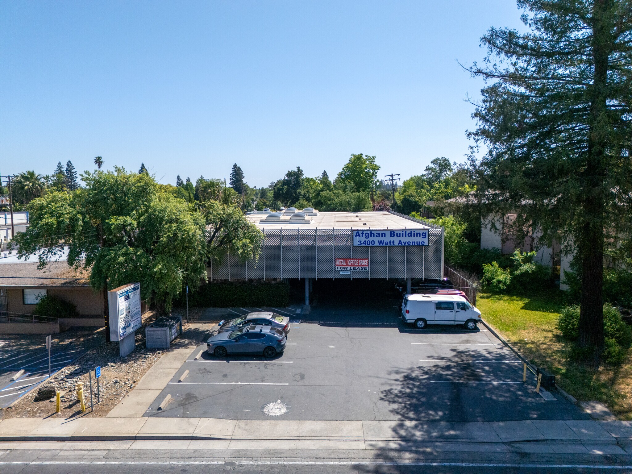 3400 Watt Ave, Sacramento, CA à vendre Photo de l’immeuble– Image 1 sur 145