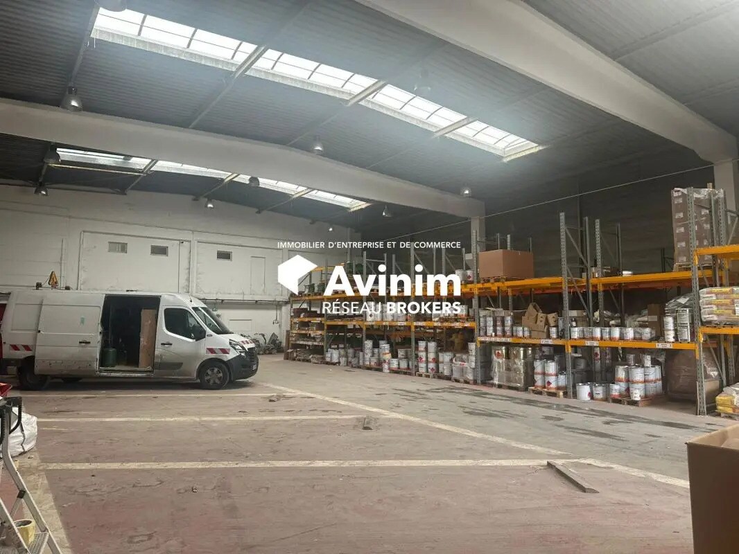 Industriel/Logistique dans SAINT-OUEN-L'AUMONE à louer Photo intérieure– Image 1 sur 13