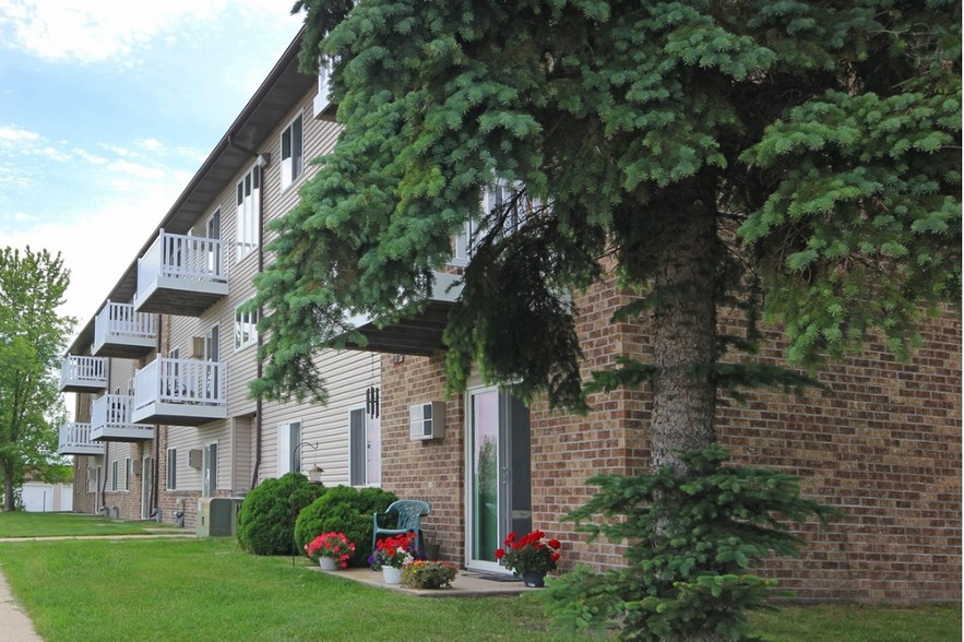 109 N Birch St, Badger, MN à vendre - Photo de l’immeuble – Image 2 sur 2