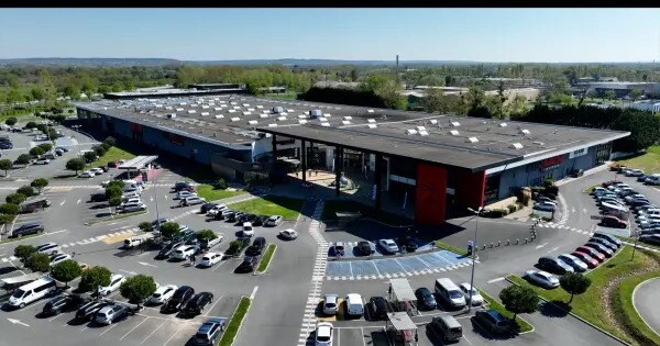 Local commercial dans Saumur à louer Aérien– Image 1 sur 5