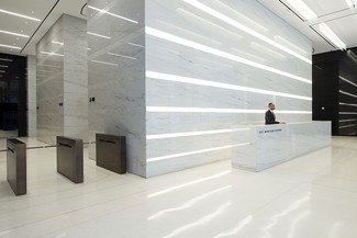 Plus de détails pour 437 Madison Ave, New York, NY - Local commercial à louer