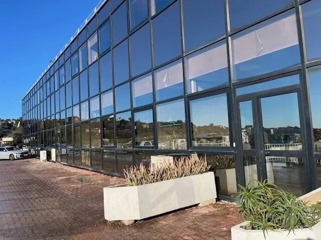 Bureau dans Villeneuve-Loubet à louer Photo de l’immeuble– Image 1 sur 9