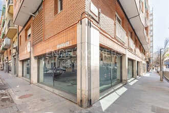 Local commercial dans Barcelone, Barcelona à louer Photo intérieure– Image 2 sur 31