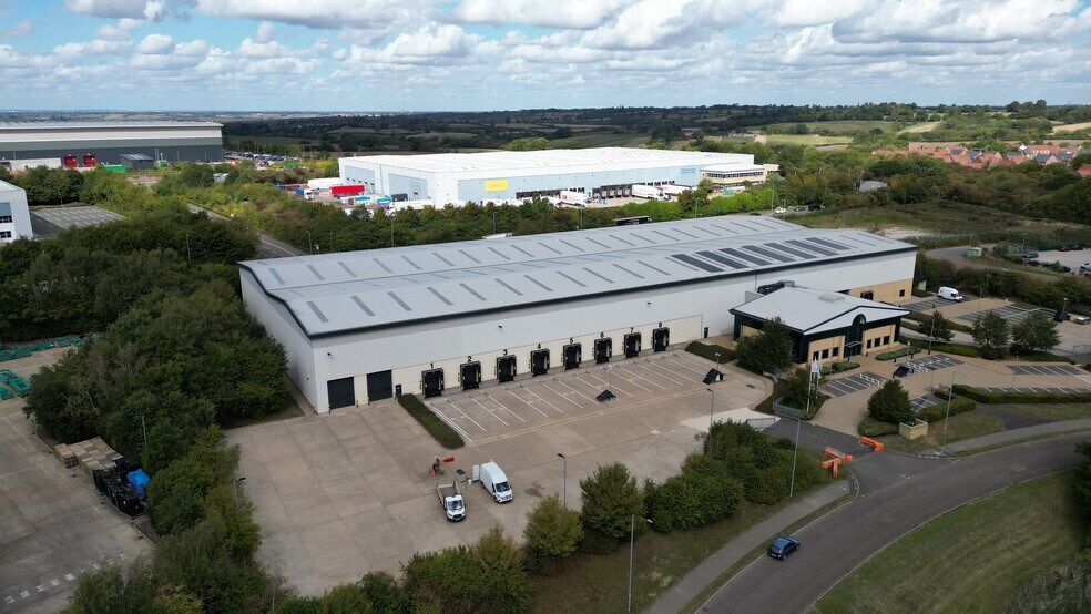 Fawsley Dr, Daventry à louer - Aérien – Image 3 sur 4