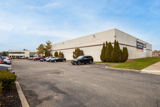 Plus de détails pour 5005 Veterans Memorial Hwy, Holbrook, NY - Bureau à louer