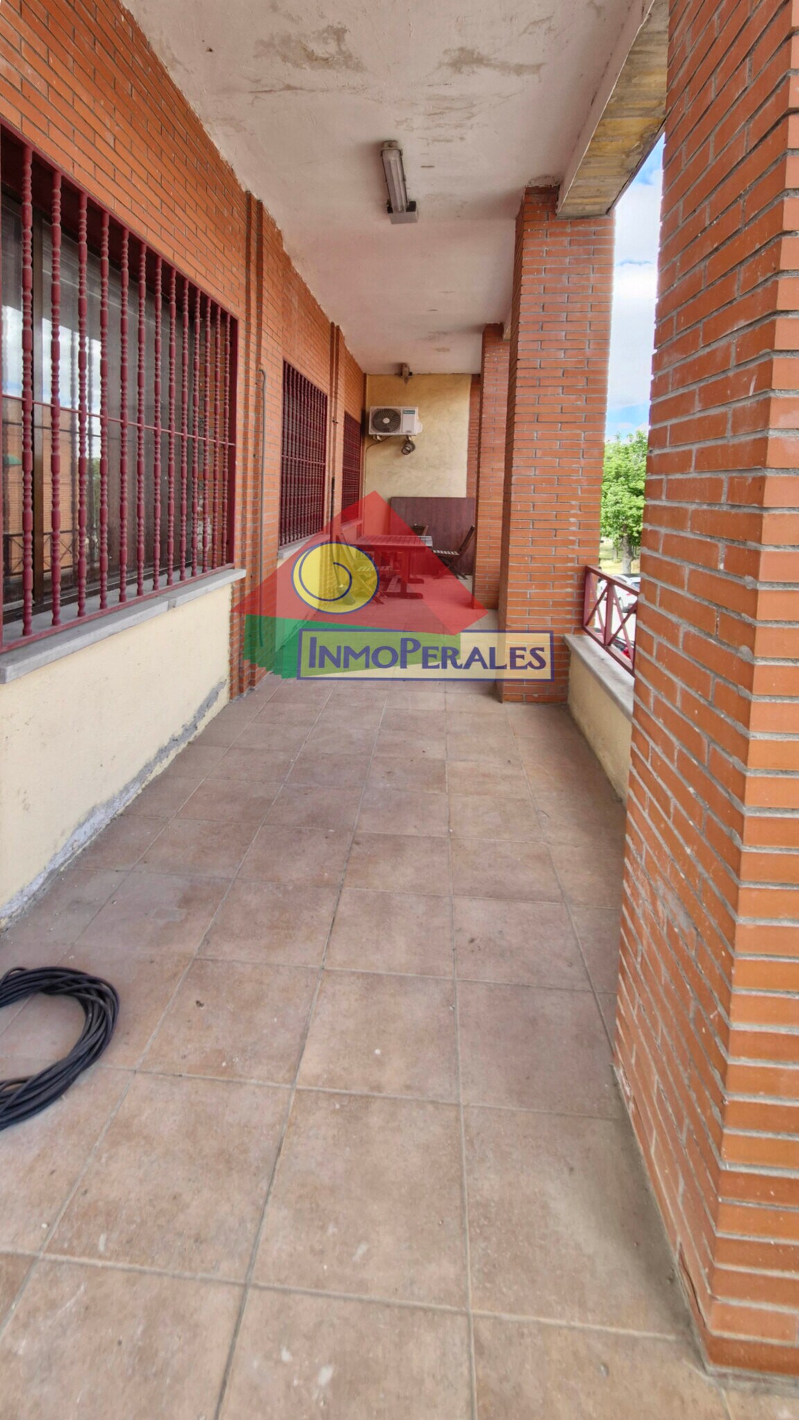 Bureaux/Local commercial dans Getafe, Madrid à louer Photo principale– Image 1 sur 7