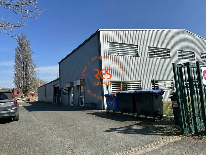 Local d'activités dans Bordeaux à vendre - Photo de l’immeuble – Image 2 sur 3