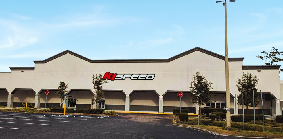 2455 W International Speedway Blvd, Daytona Beach, FL à vendre - Photo principale – Image 1 sur 6