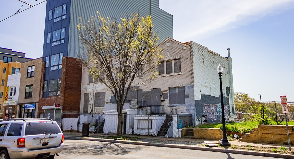 2023 Benning Rd NE, Washington, DC à vendre Photo de l’immeuble– Image 1 sur 6