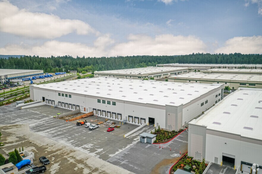9100 Polaris Ln NE, Lacey, WA à louer - Photo de l’immeuble – Image 2 sur 6