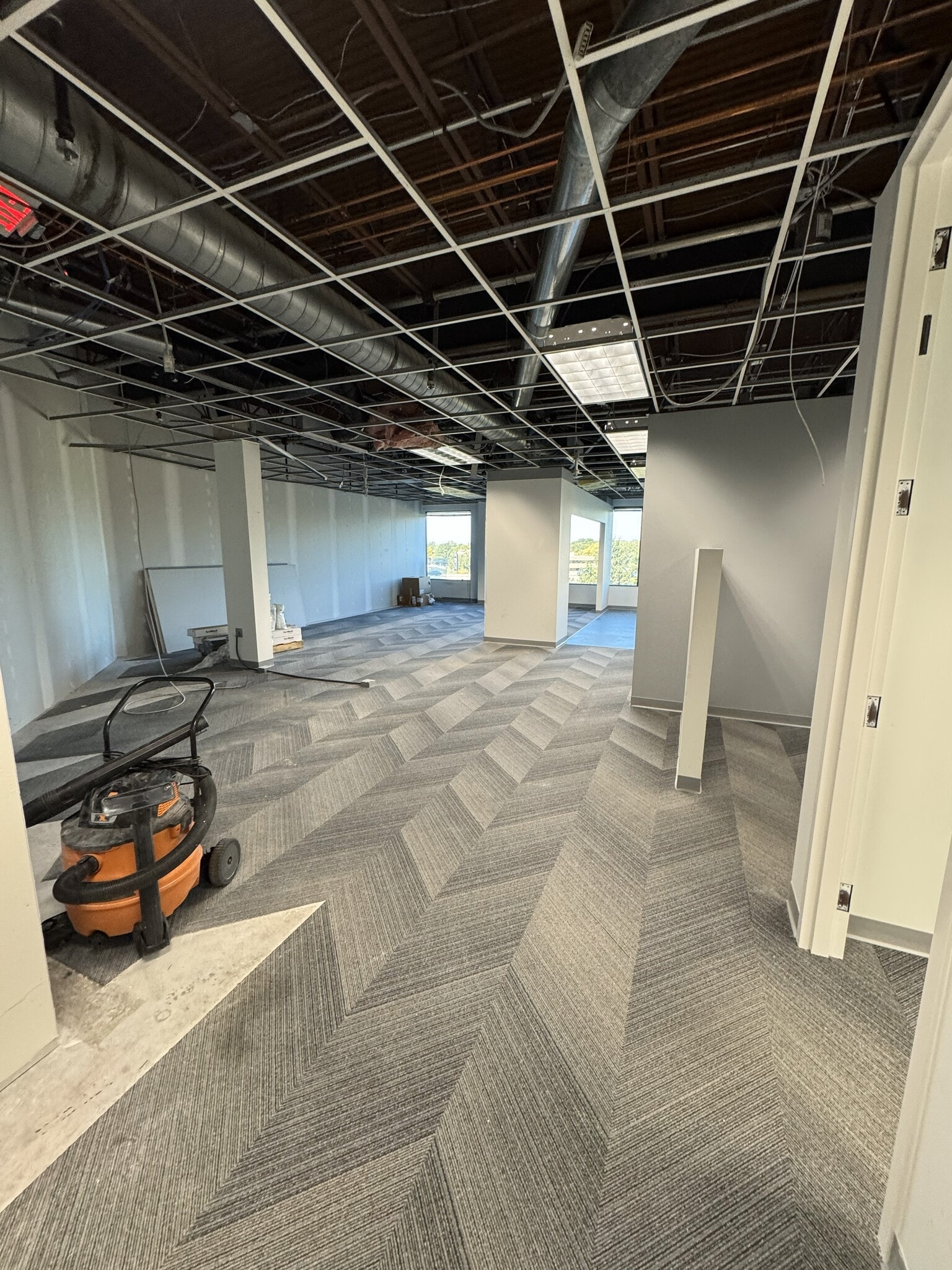 12412 Powerscourt Dr, Des Peres, MO à louer Photo intérieure– Image 1 sur 4