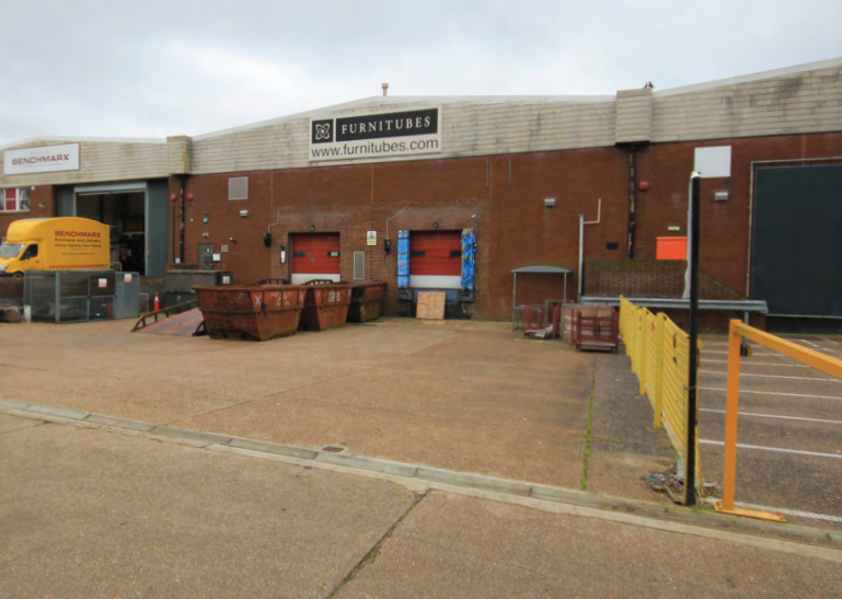 1-6 Courteney Rd, Gillingham à louer - Photo de l’immeuble – Image 1 sur 6