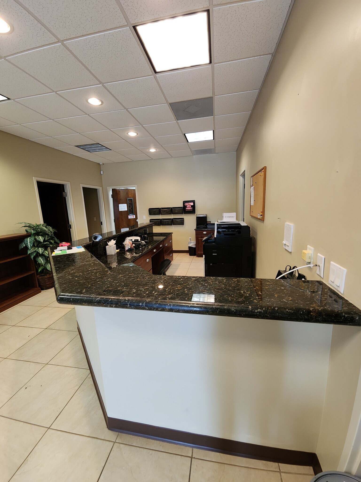 8141 Mainline, Fort Myers, FL à louer Photo principale– Image 1 sur 17