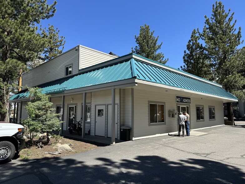 306 Laurel Mountain Rd, Mammoth Lakes, CA à louer - Photo de l’immeuble – Image 1 sur 13