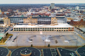 Plus de détails pour 635 S Lafayette St, South Bend, IN - Différents types d’espaces à louer