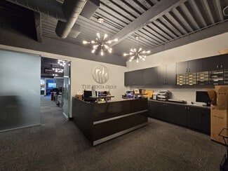 Plus de détails pour 2409-2411 41st Ave, Long Island City, NY - Bureau, Local commercial à louer