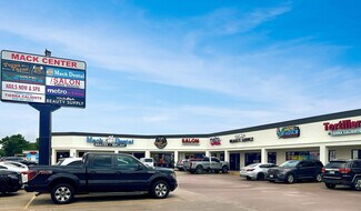 Plus de détails pour 1607 E McKinney St, Denton, TX - Local commercial à louer