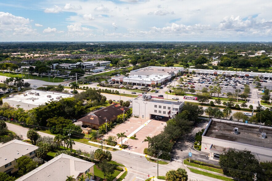 4640 S University Dr, Davie, FL à vendre - Aérien – Image 2 sur 66