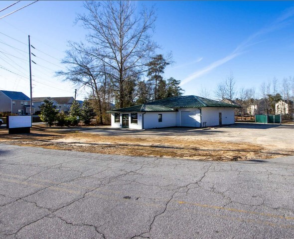 630 E Killian Rd, Columbia, SC à louer - Photo principale – Image 1 sur 1