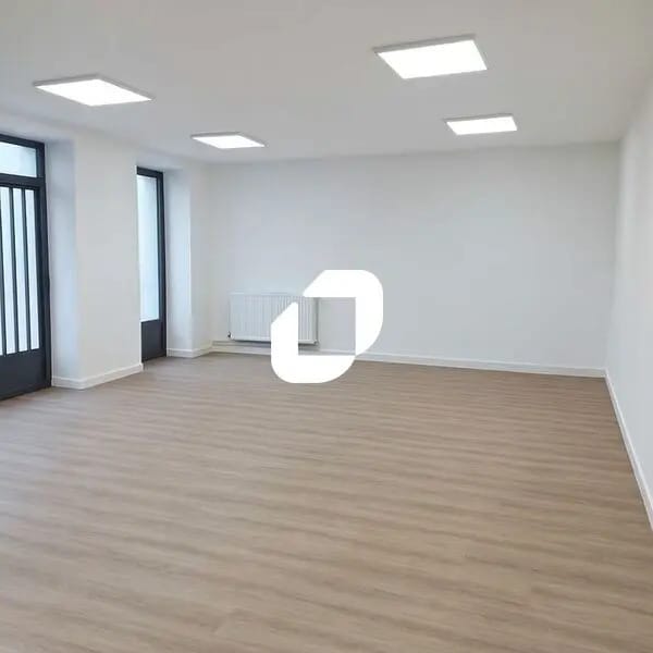Plus de détails pour Local commercial à vendre