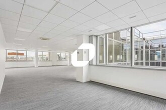 Bureau dans Vélizy-Villacoublay à louer Photo intérieure– Image 2 sur 4