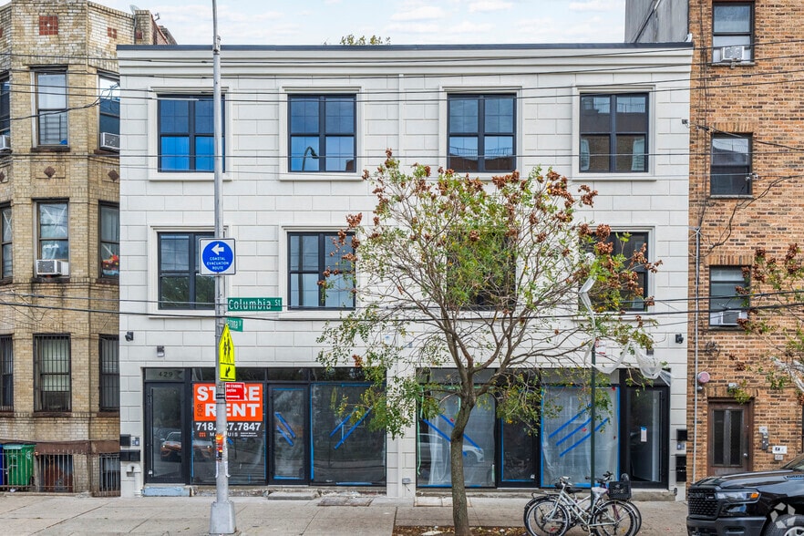 429 Columbia St, Brooklyn, NY à louer - Photo de l’immeuble – Image 3 sur 3