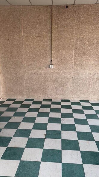 4424 - 4426 34th St, Lubbock, TX à louer - Vidéo sur l’annonce professionnelle – Image 2 sur 4