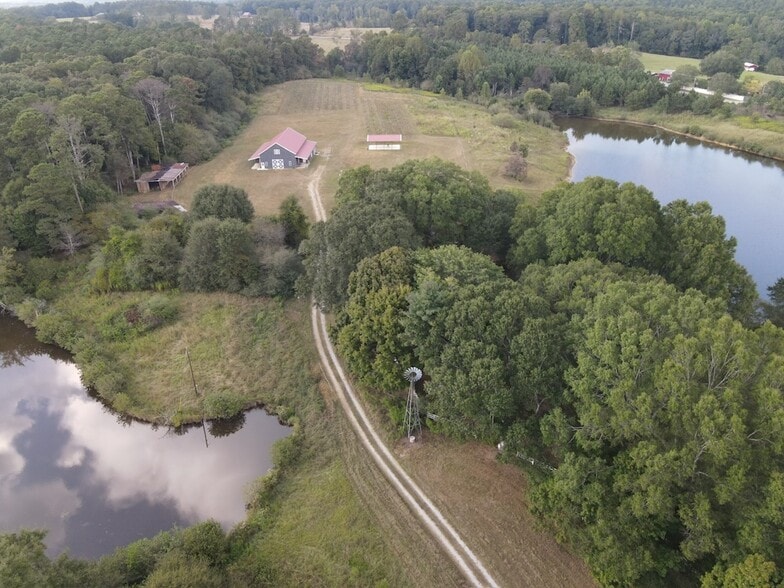 77 Little River Rd, Carrollton, GA à vendre - Photo principale – Image 1 sur 12