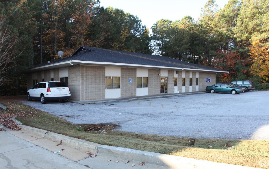 1577 Mount Zion Rd, Morrow, GA à vendre - Photo principale – Image 1 sur 27