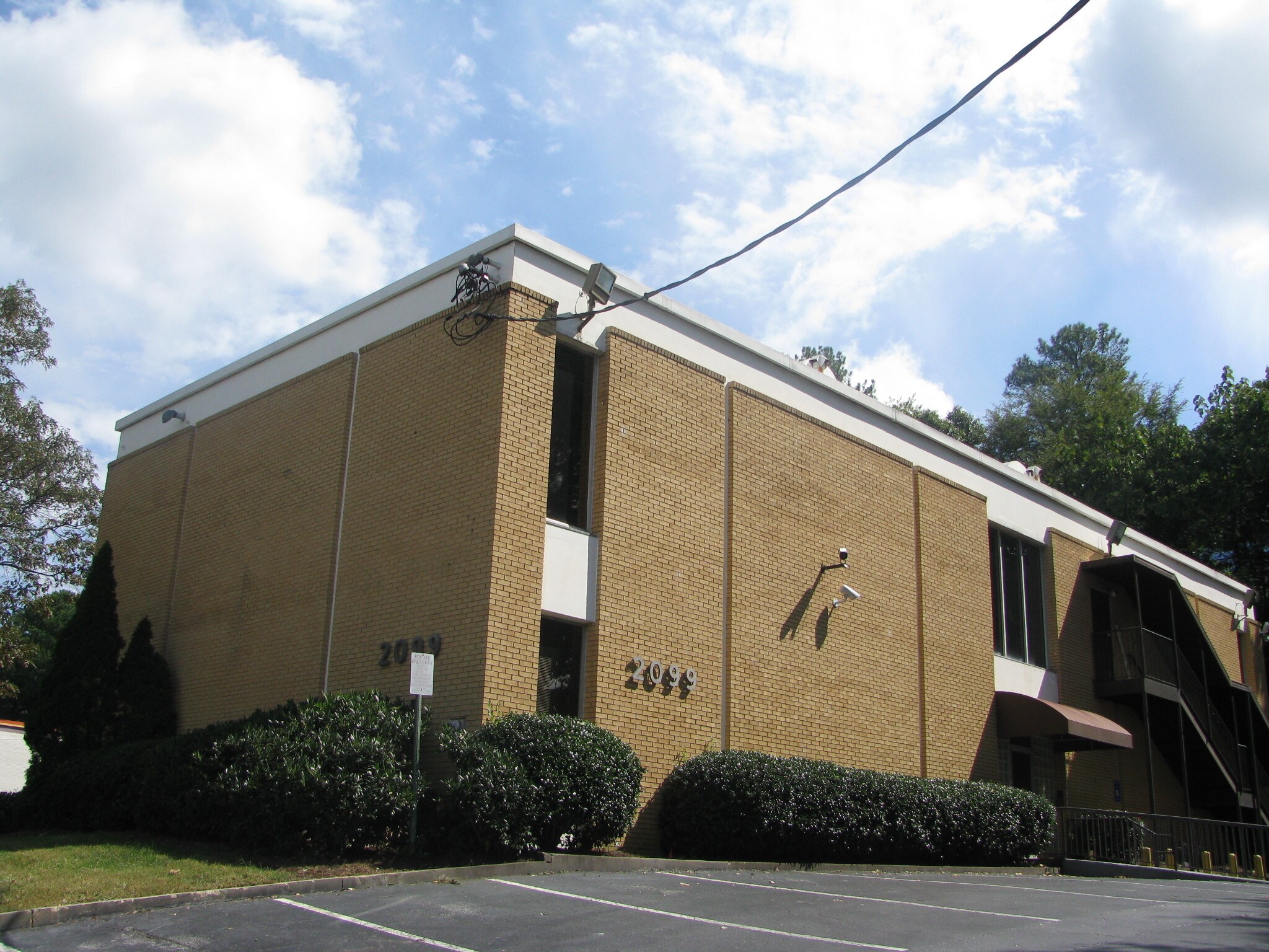 2099 Monroe Dr NE, Atlanta, GA à vendre Photo principale– Image 1 sur 12