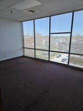 3737 N Meridian St, Indianapolis, IN à louer Photo intérieure– Image 2 sur 6