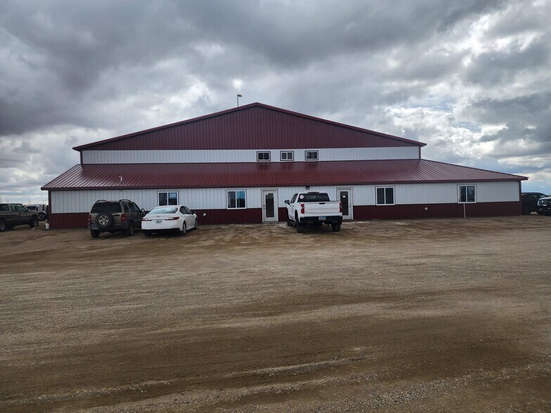 6619 62 1/2 Ave NW, Blaisdell, ND à vendre - Photo de l’immeuble – Image 1 sur 29