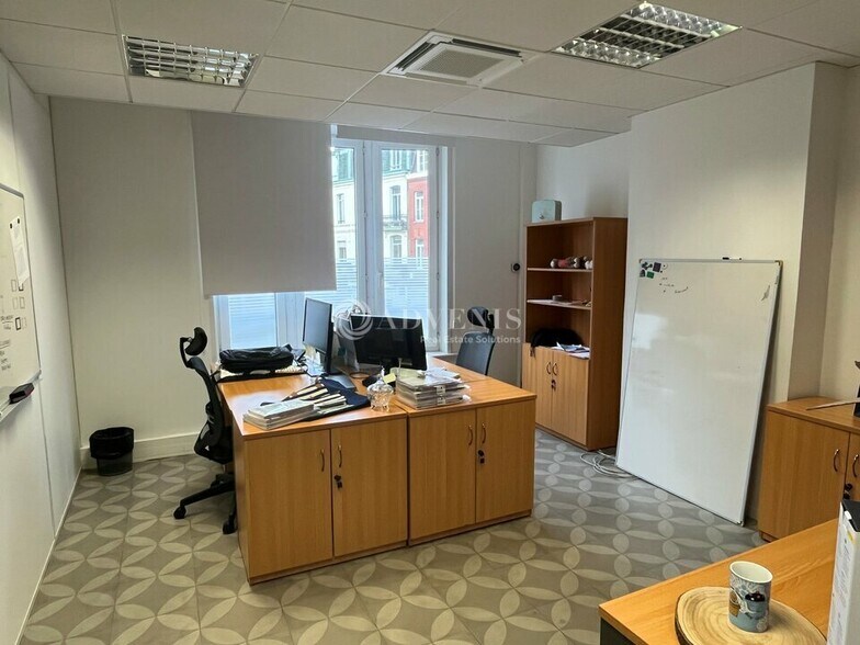Bureau dans Lille à louer - Photo intérieure – Image 2 sur 5