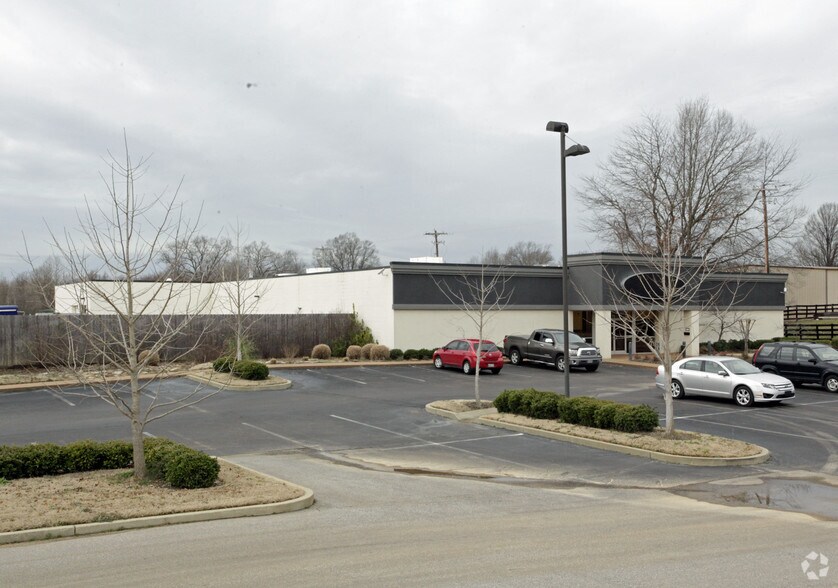 179 Hwy 72 E, Collierville, TN à louer - Photo principale – Image 1 sur 6