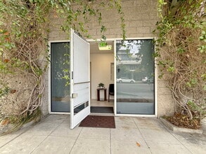 1116-1132 1st St, Coronado, CA à louer Photo intérieure– Image 2 sur 13