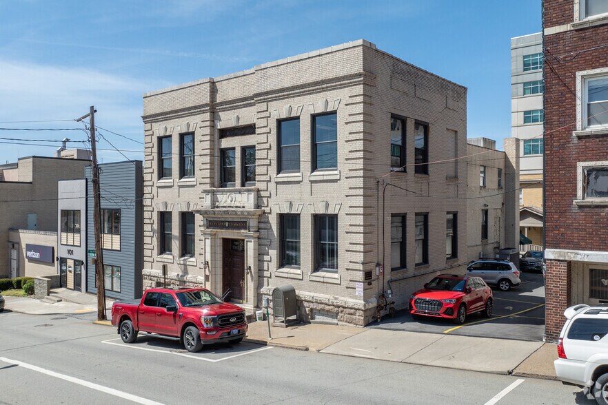 35 W Pittsburgh St, Greensburg, PA à louer - Photo de l’immeuble – Image 2 sur 18