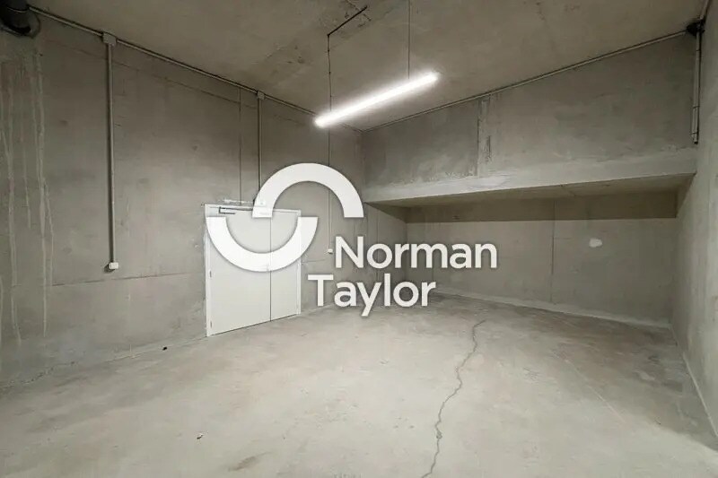 Local d’activités dans Montpellier à louer - Photo de l’immeuble – Image 2 sur 9