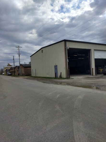 788 Washington Ave, Chillicothe, OH à louer - Photo de l’immeuble – Image 3 sur 14