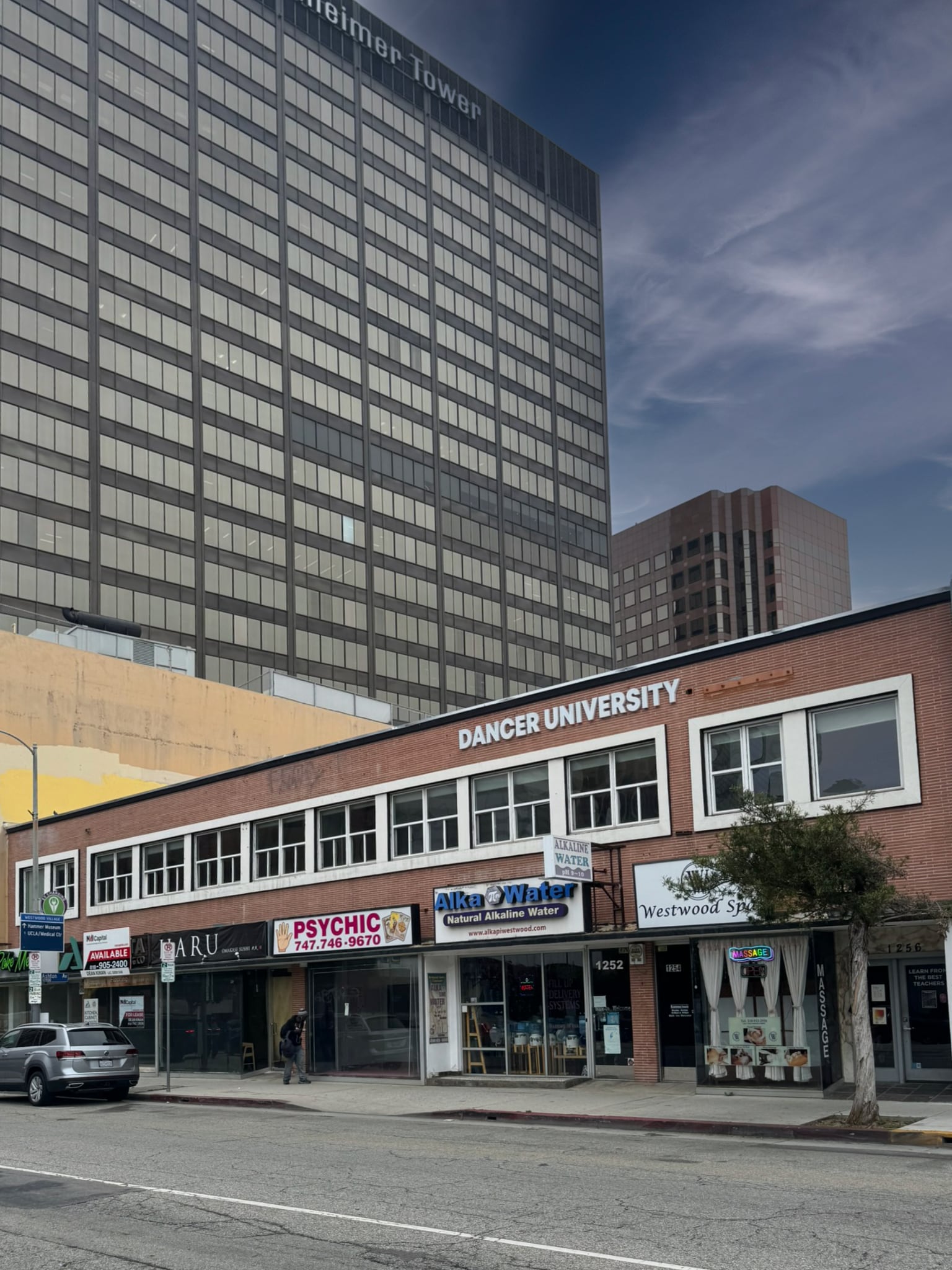 1244-1256 Westwood Blvd, Los Angeles, CA à louer Photo de l’immeuble– Image 1 sur 8