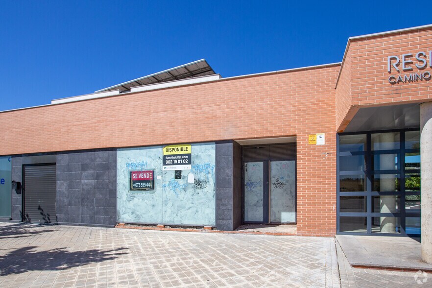 Immeuble residentiel dans Alcalá de Henares, Madrid à vendre - Photo de l’immeuble – Image 2 sur 3