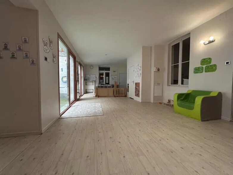 Local commercial dans Lille à vendre - Photo de l’immeuble – Image 1 sur 7