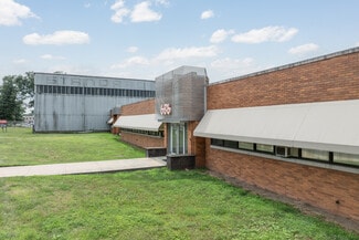 Plus de détails pour 686 Grand Ave, Ridgefield, NJ - Industriel/Logistique à louer