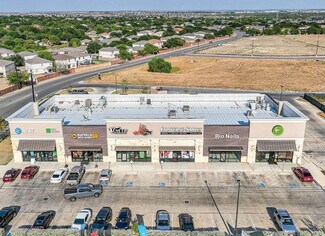 Plus de détails pour 4230 N Foster Rd, San Antonio, TX - Local commercial à vendre