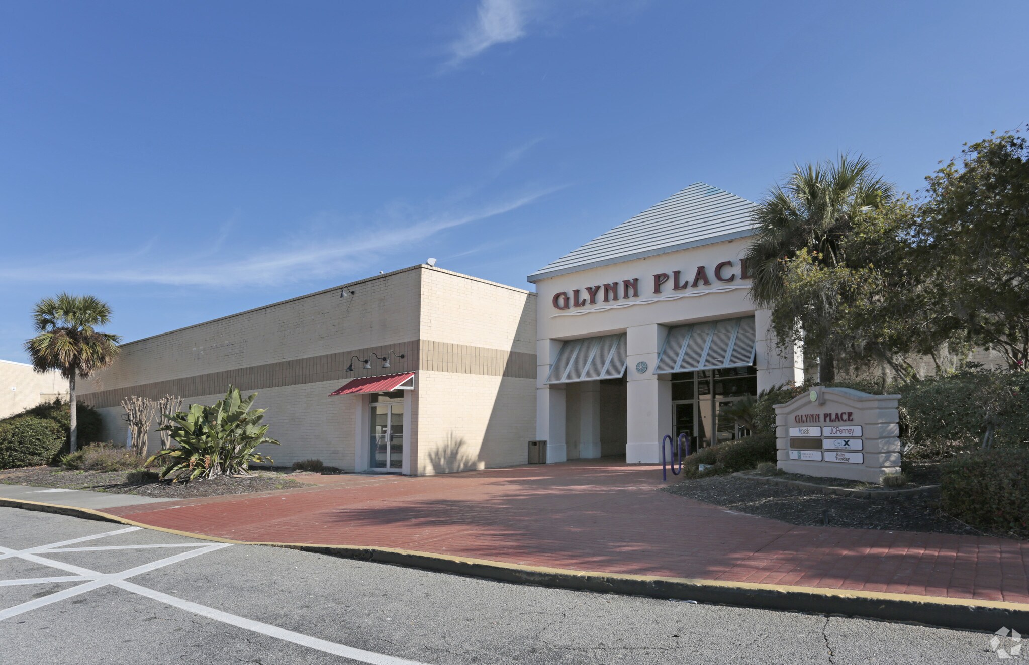 100 Mall Blvd, Brunswick, GA à louer Photo principale– Image 1 sur 13