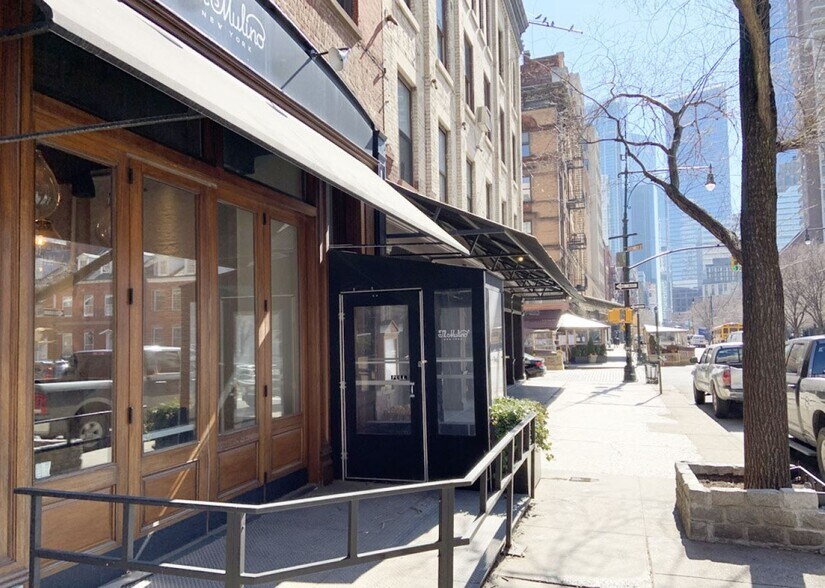 361 Greenwich St, New York, NY à louer - Photo de l’immeuble – Image 1 sur 3