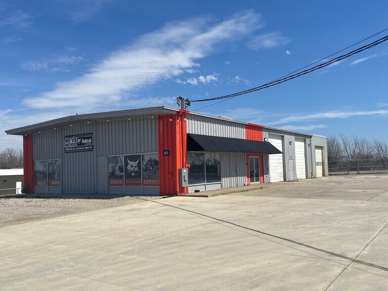 3815 S Limit Ave, Sedalia, MO à louer - Photo de l’immeuble – Image 2 sur 10