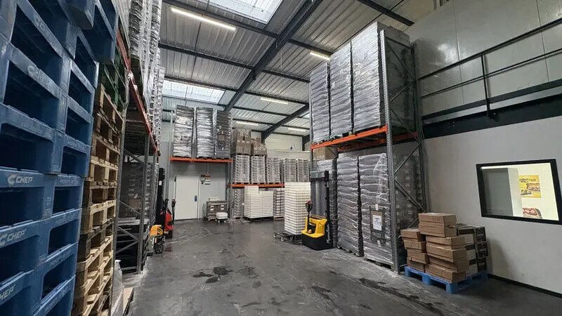 Bureau dans Décines-Charpieu à louer - Photo intérieure – Image 2 sur 4